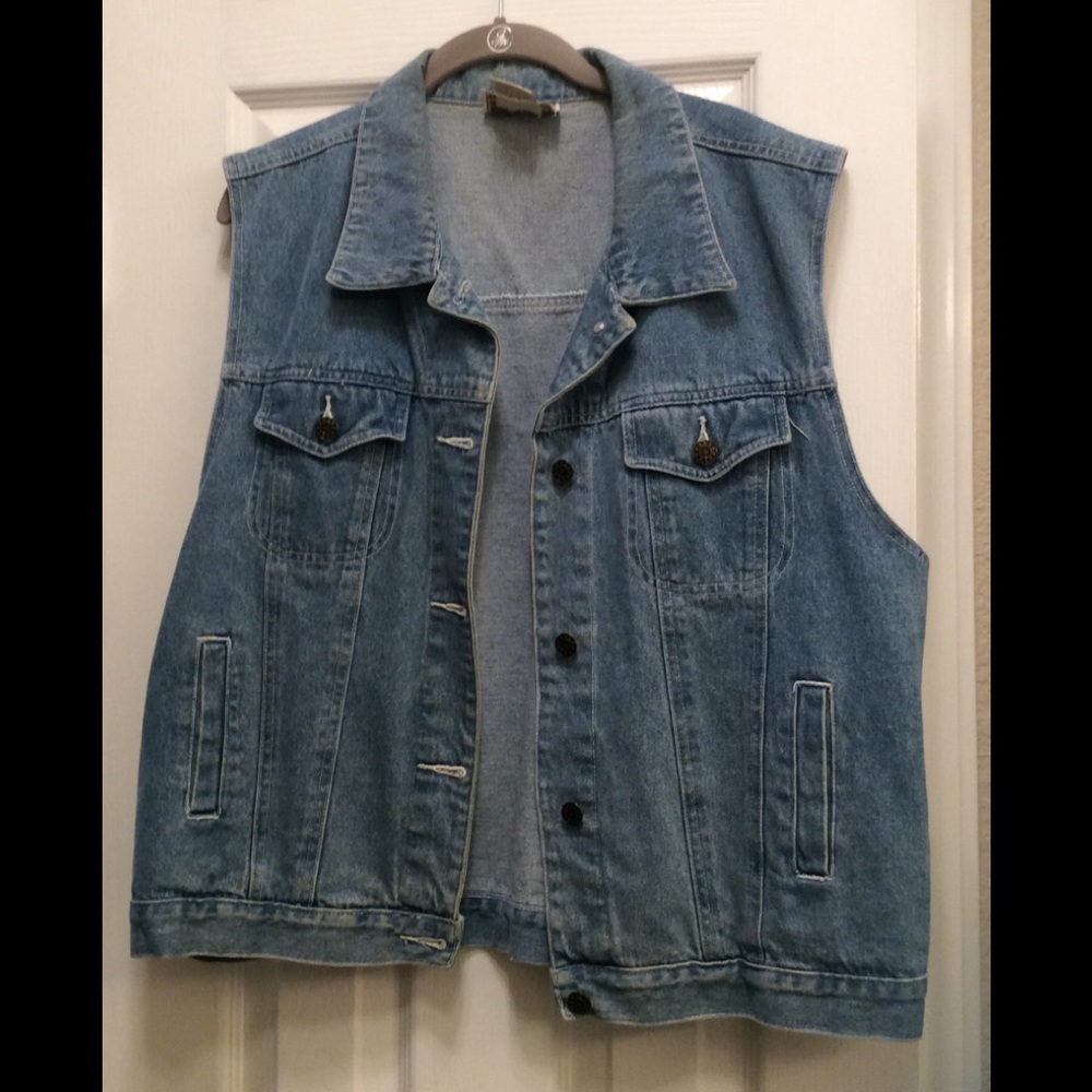 Denim & Co Jean Jacket Vest! EUC